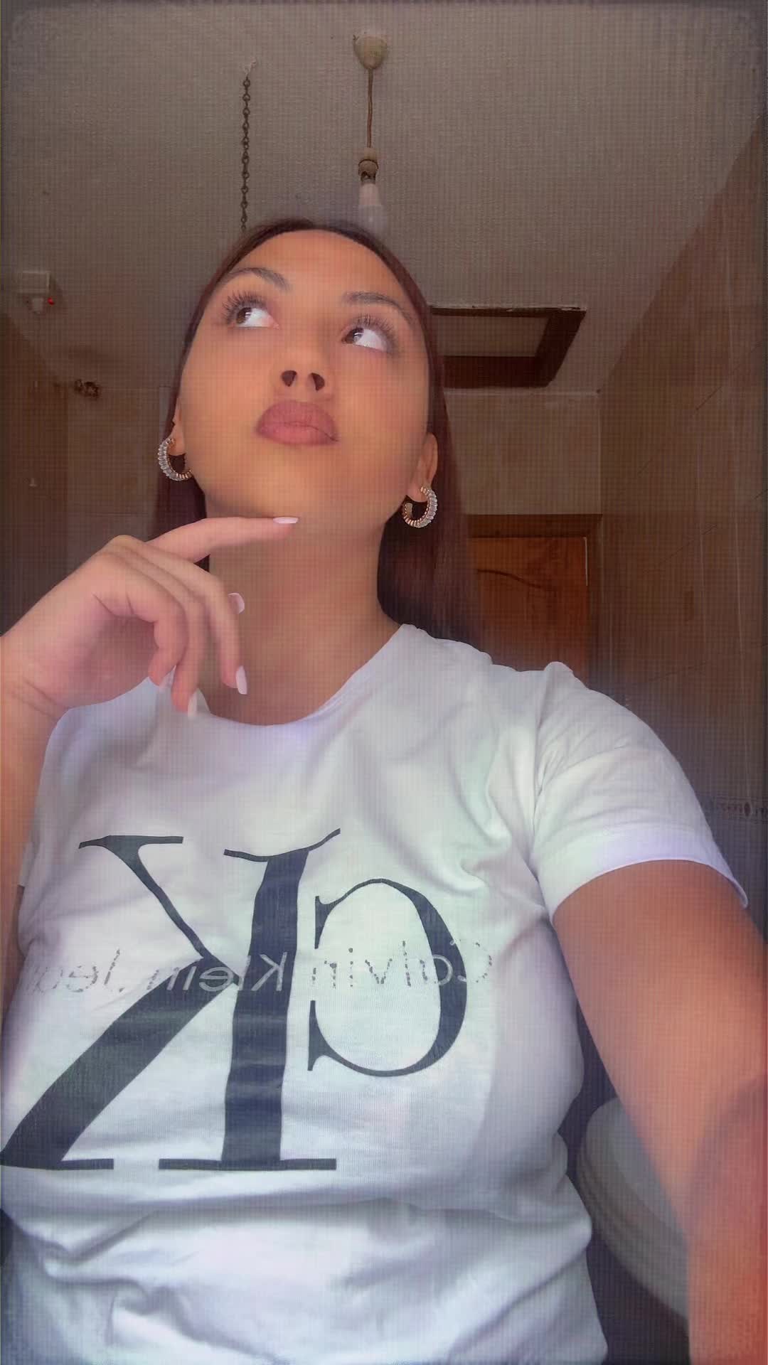 @Elys🤍🖤