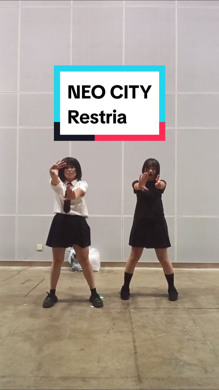 @吴然