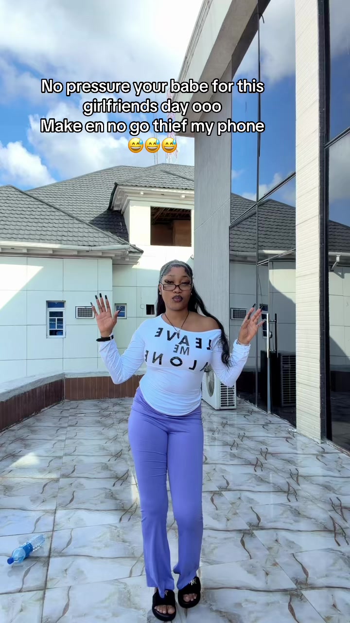 @Charmzy🦋❤️