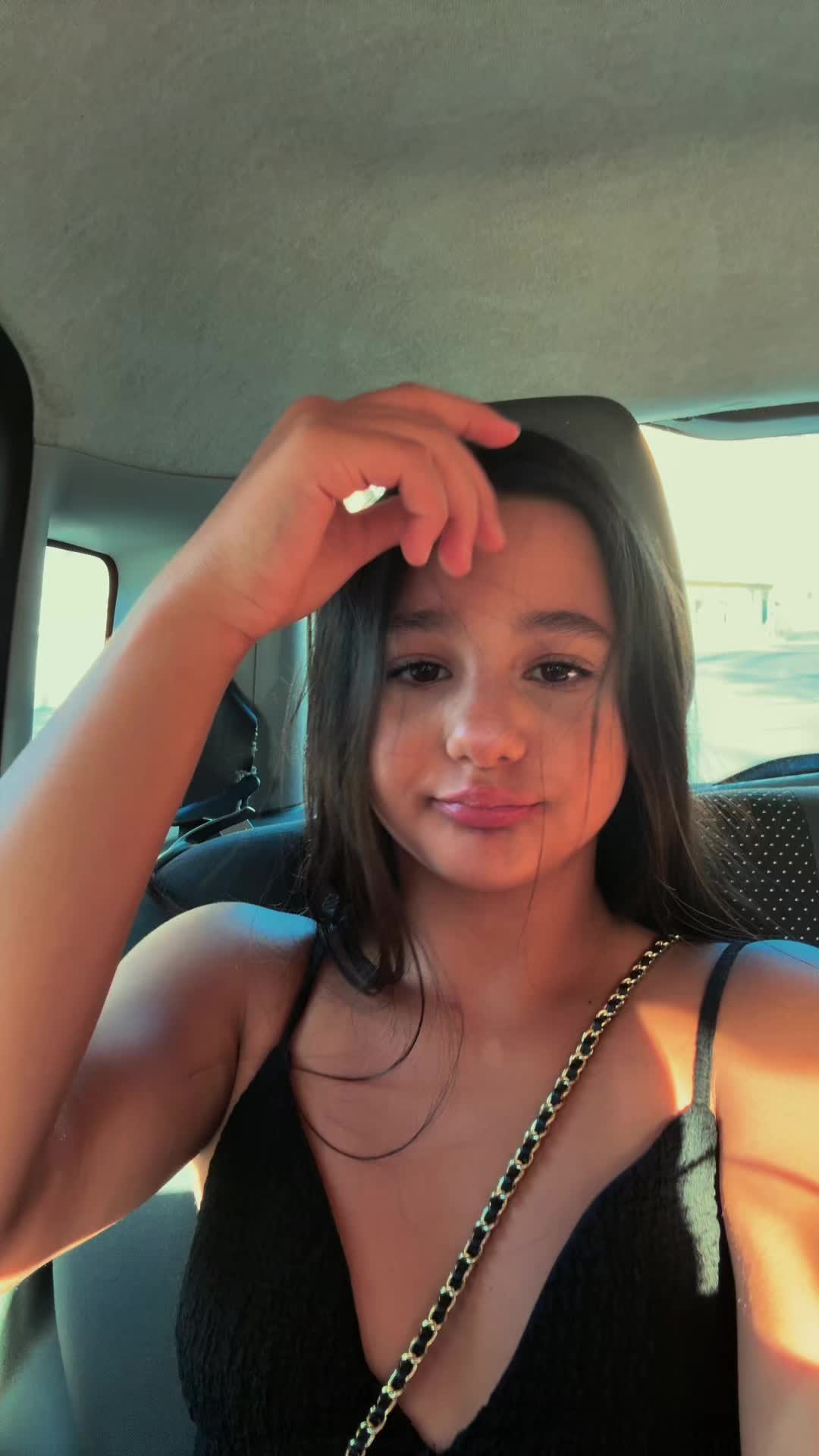 @🎀𝓡𝓔𝓝𝓐🛍️