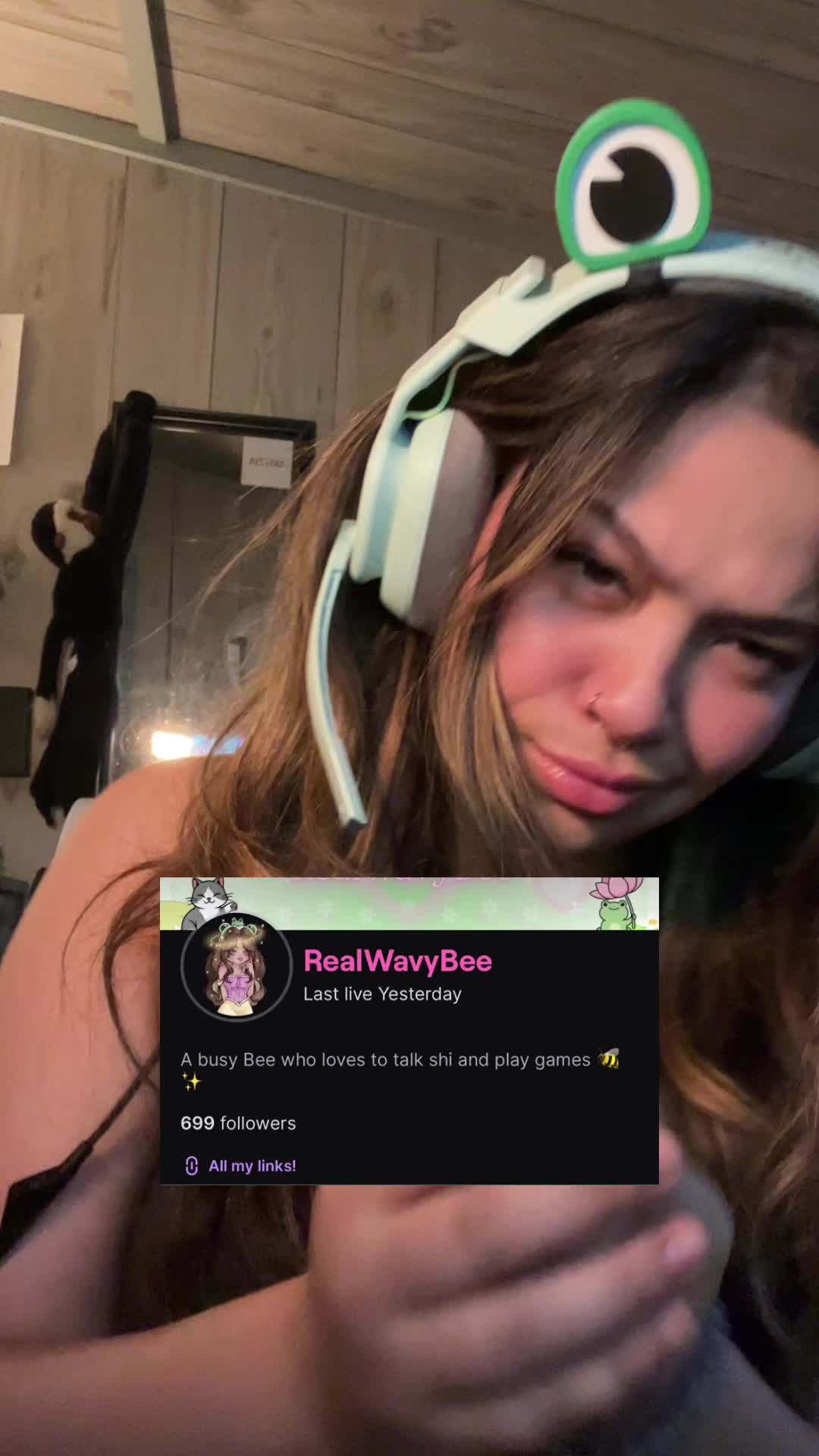 @Wavybee