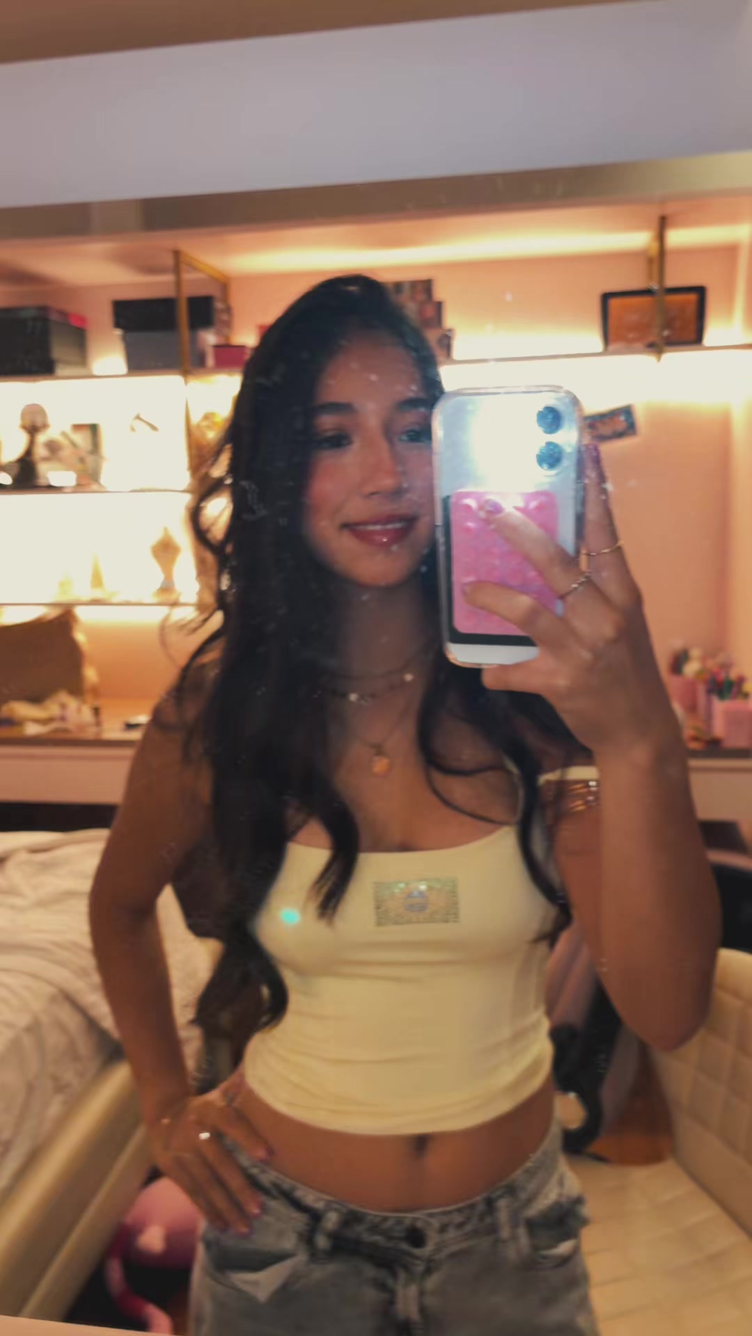 @Lel&ecirc; Kanadani