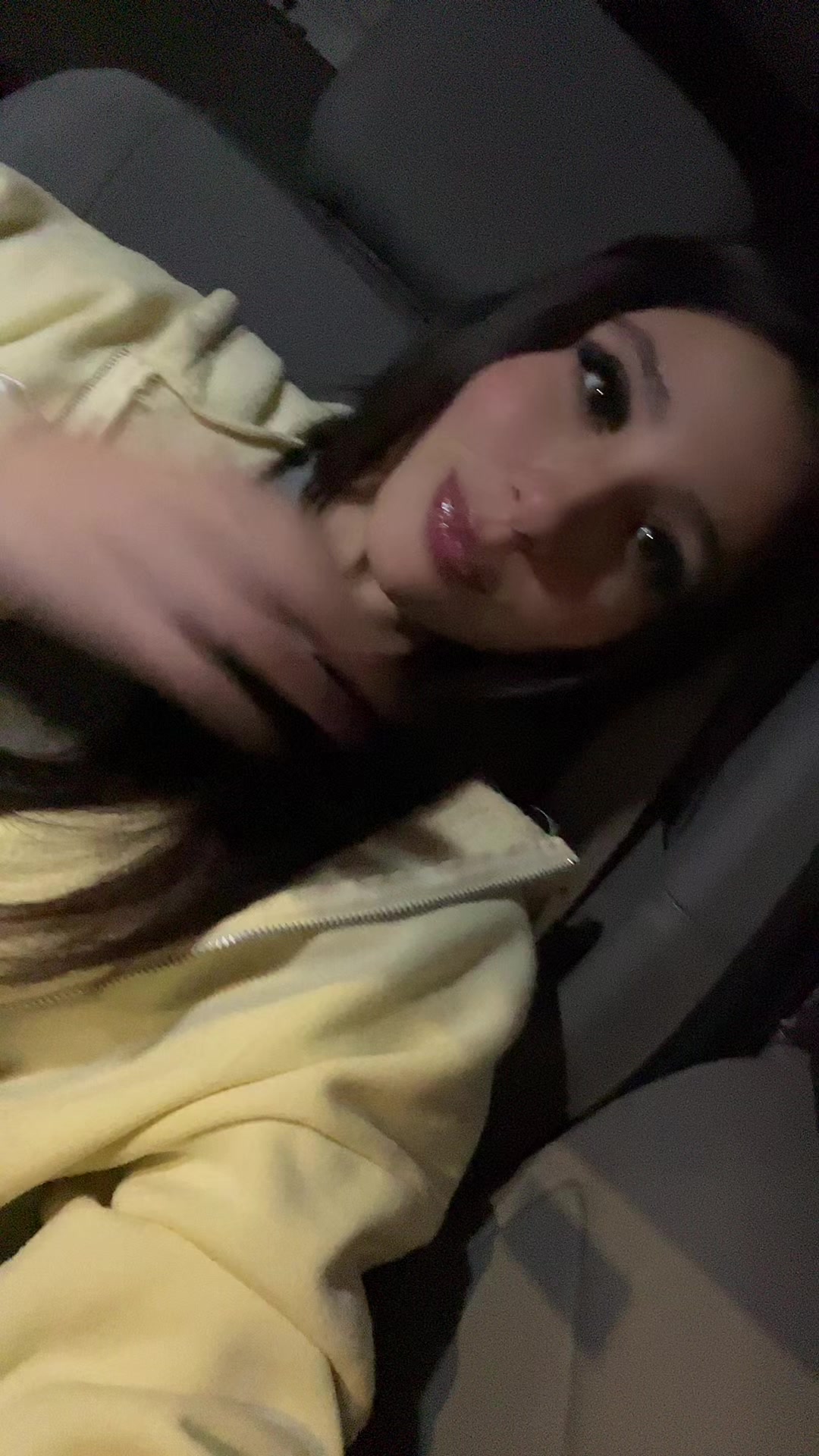 @C𝑜𝑟𝑖𝑜🐚