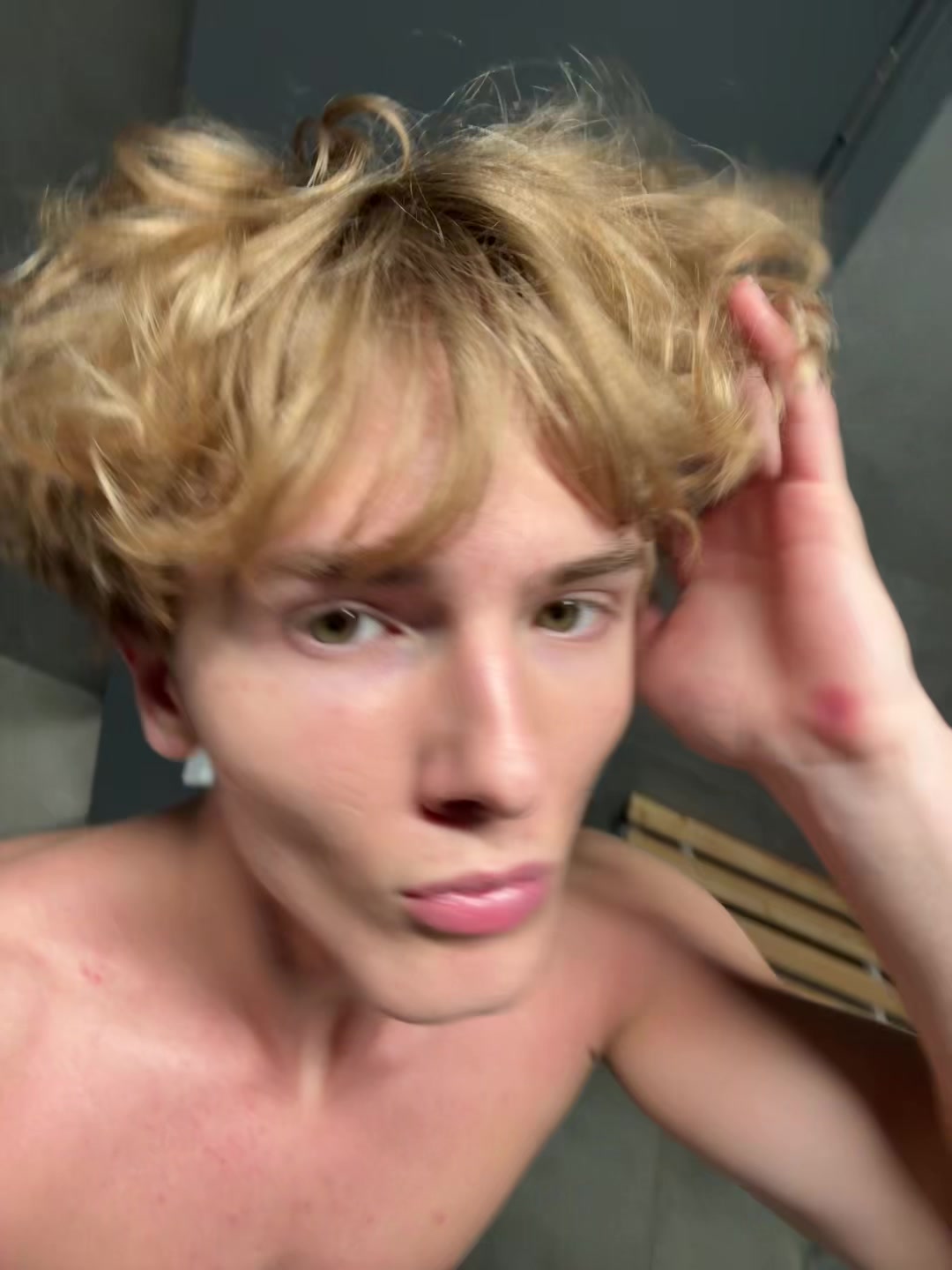@kirr