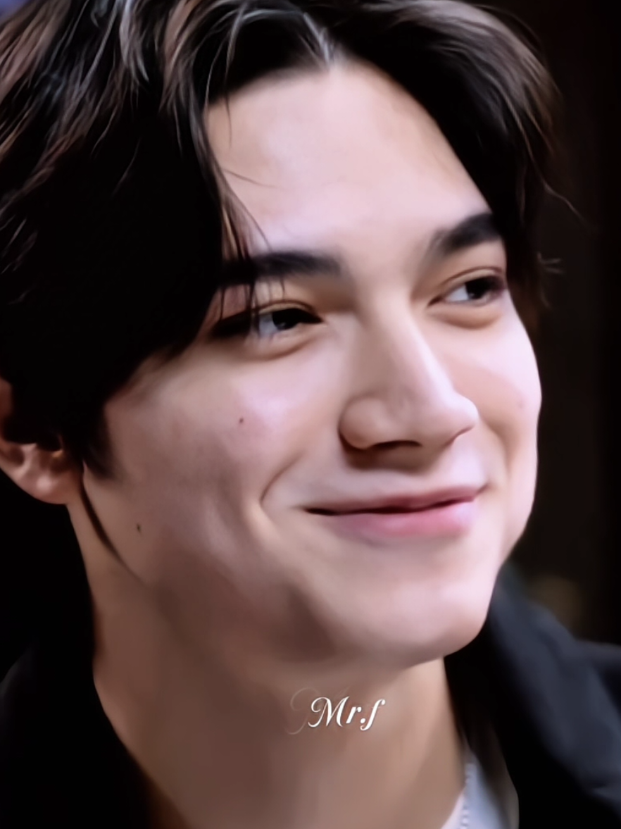 @Mr. F⋆𐙚