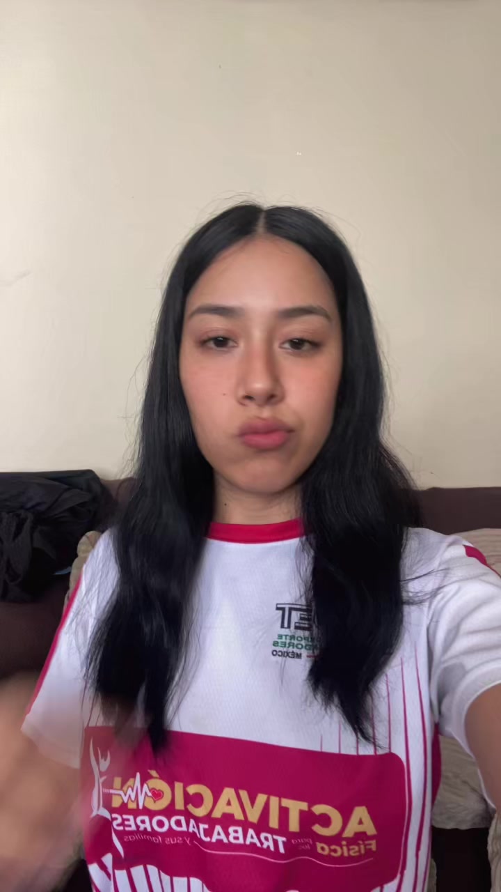 @Emy🖤