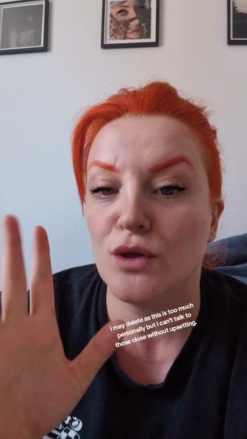 @khandiekhisses