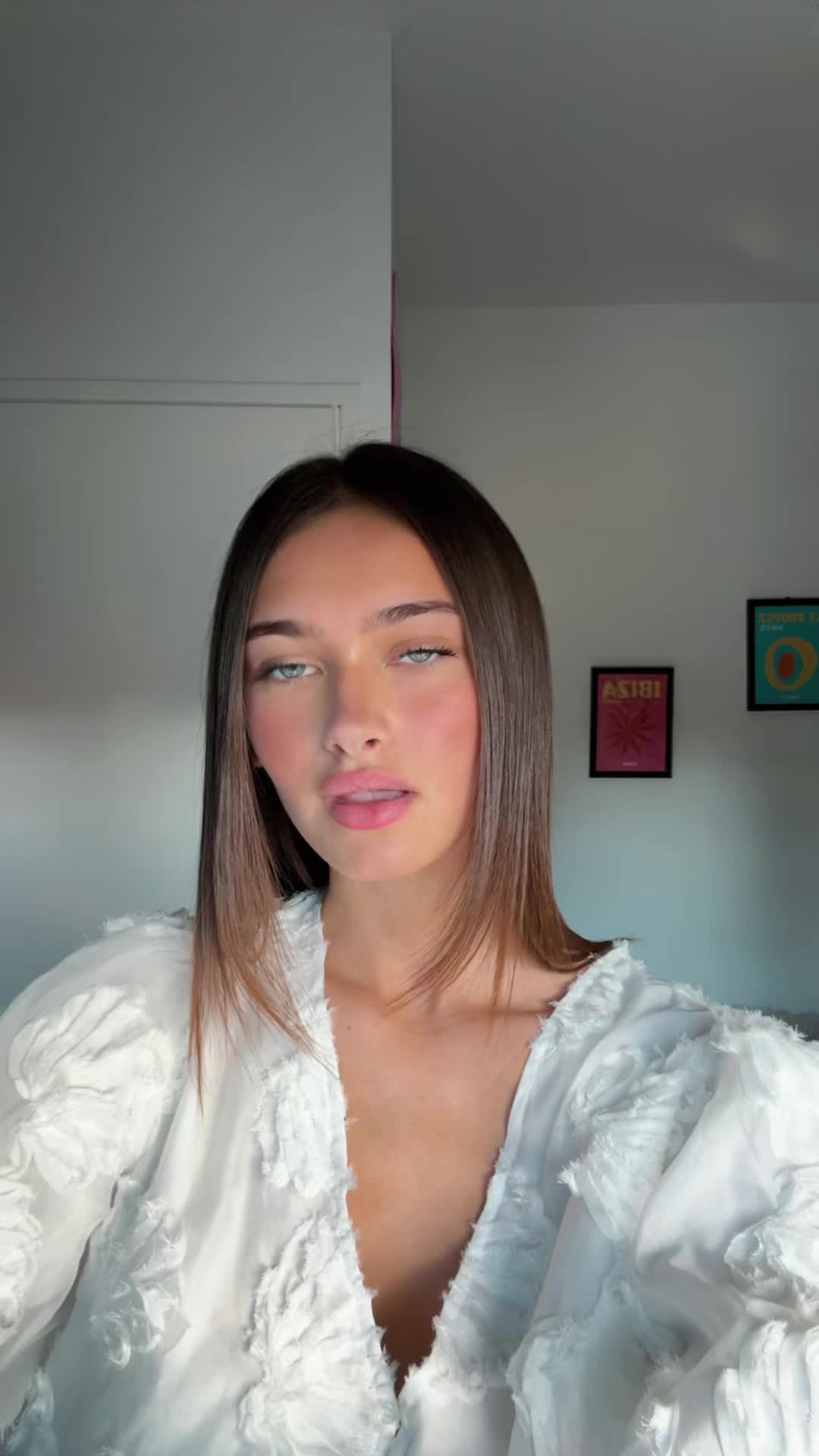 @S V