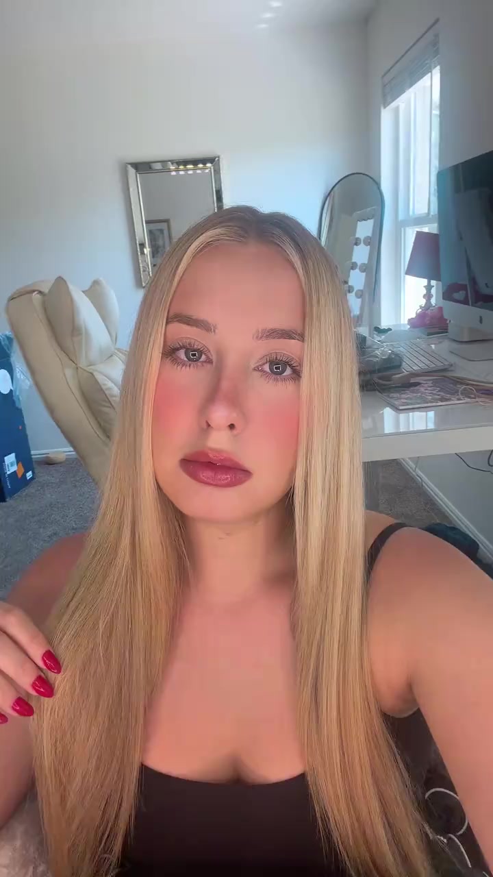 @itsthespacecowgirl
