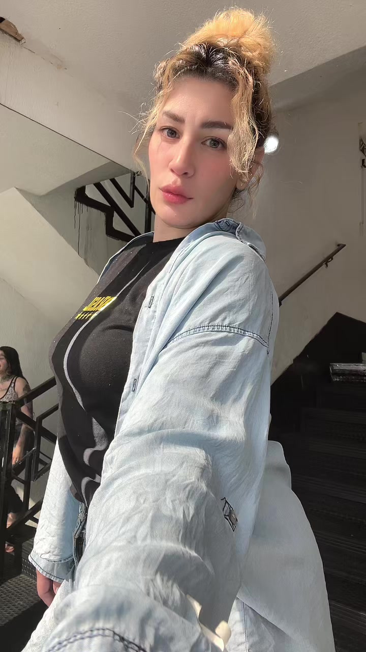 @فرح بنت امبارك