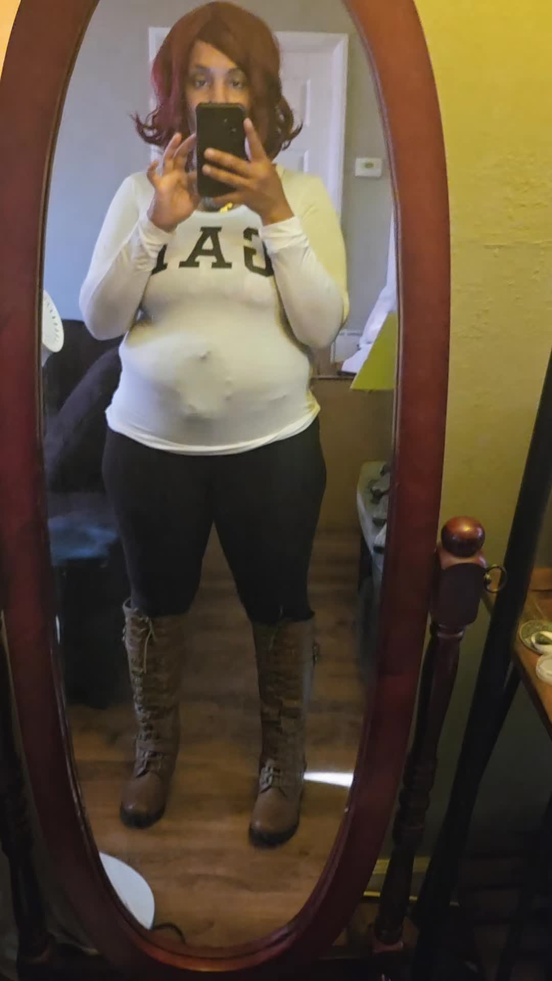 @jasminehubbard32