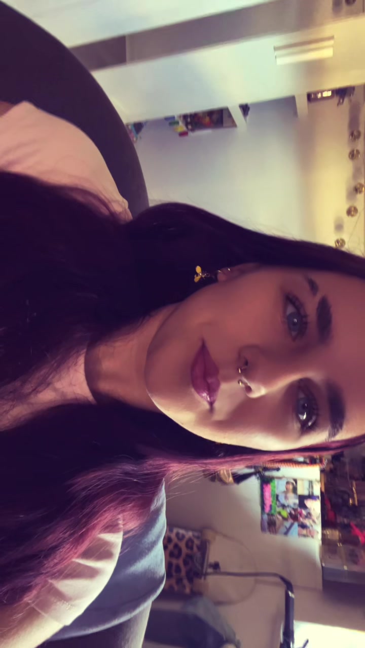 @𝘮 𝘢 𝘳 𝘵 𝘫 𝘦 ❀♡☽