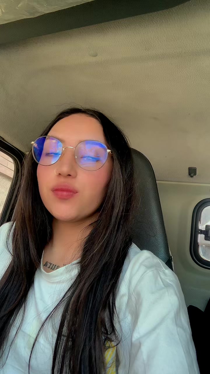 @laurag. 