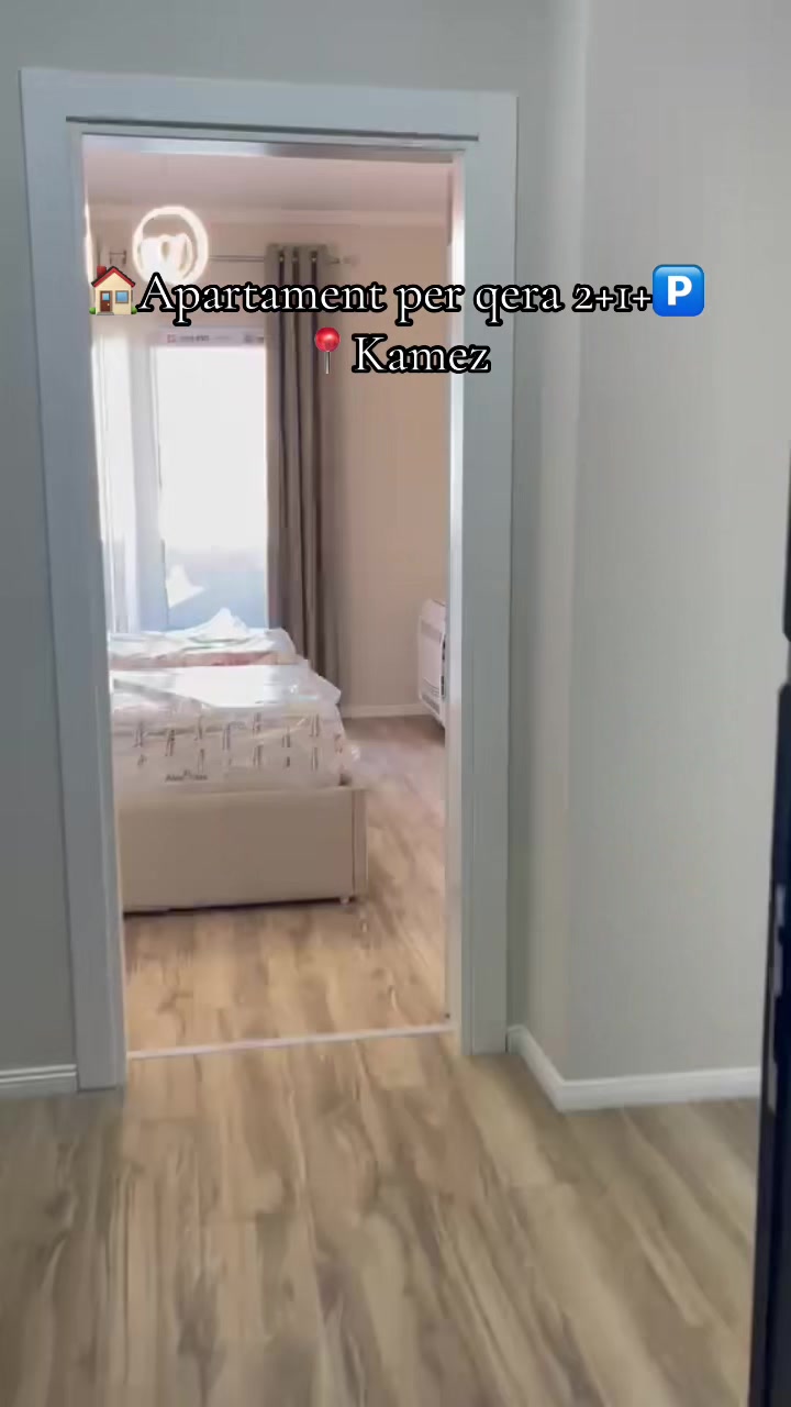 @Real estate agent Gerti