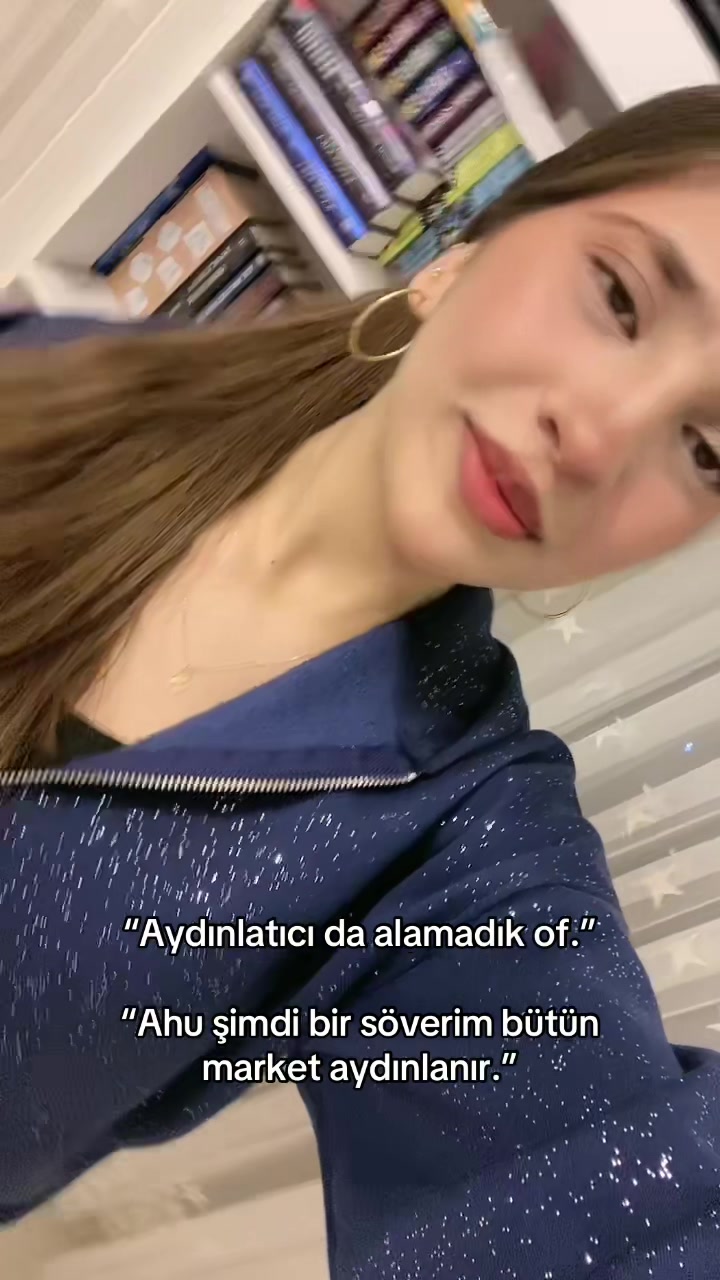 @Sude📚