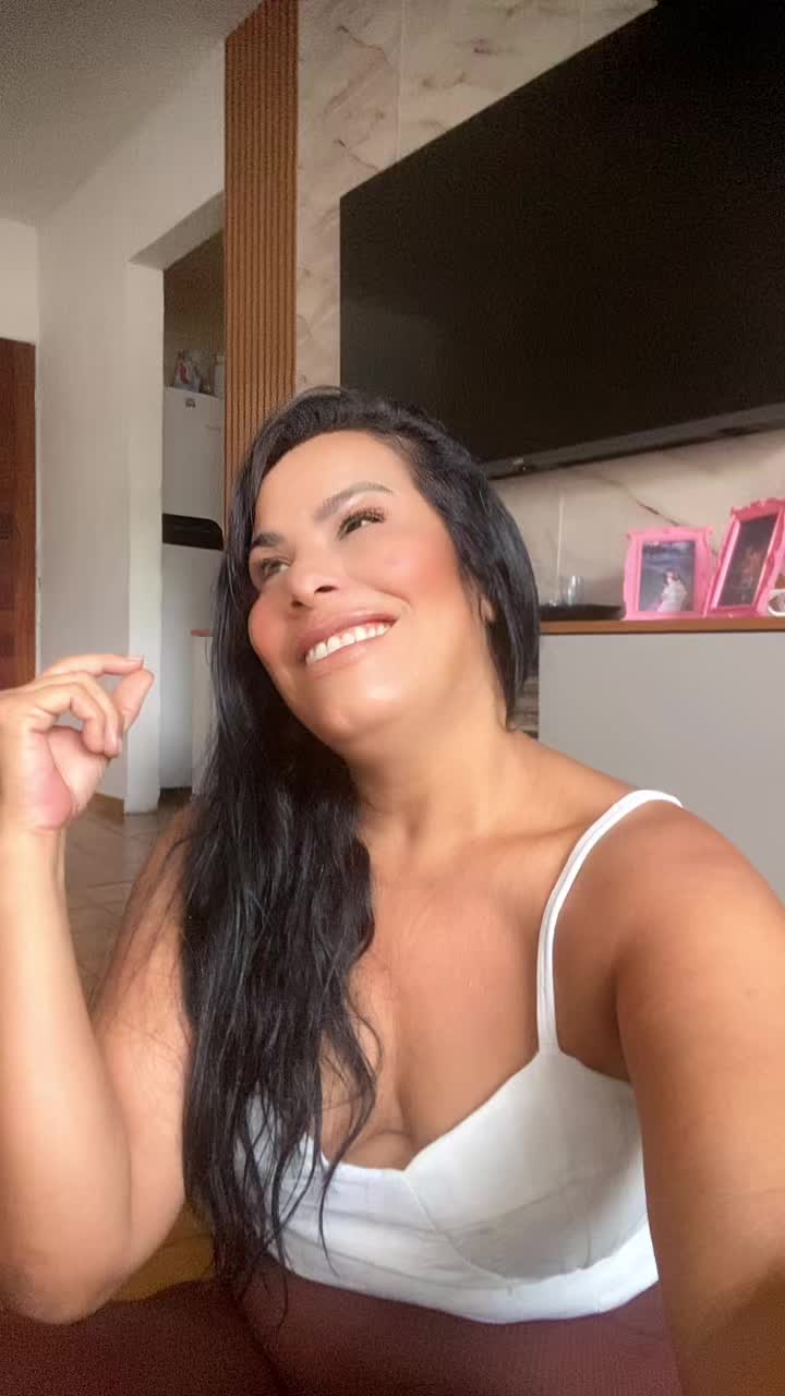 @Aneli Bezerra a coroa 👑