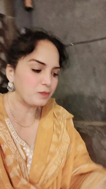 @Meerab ki mama