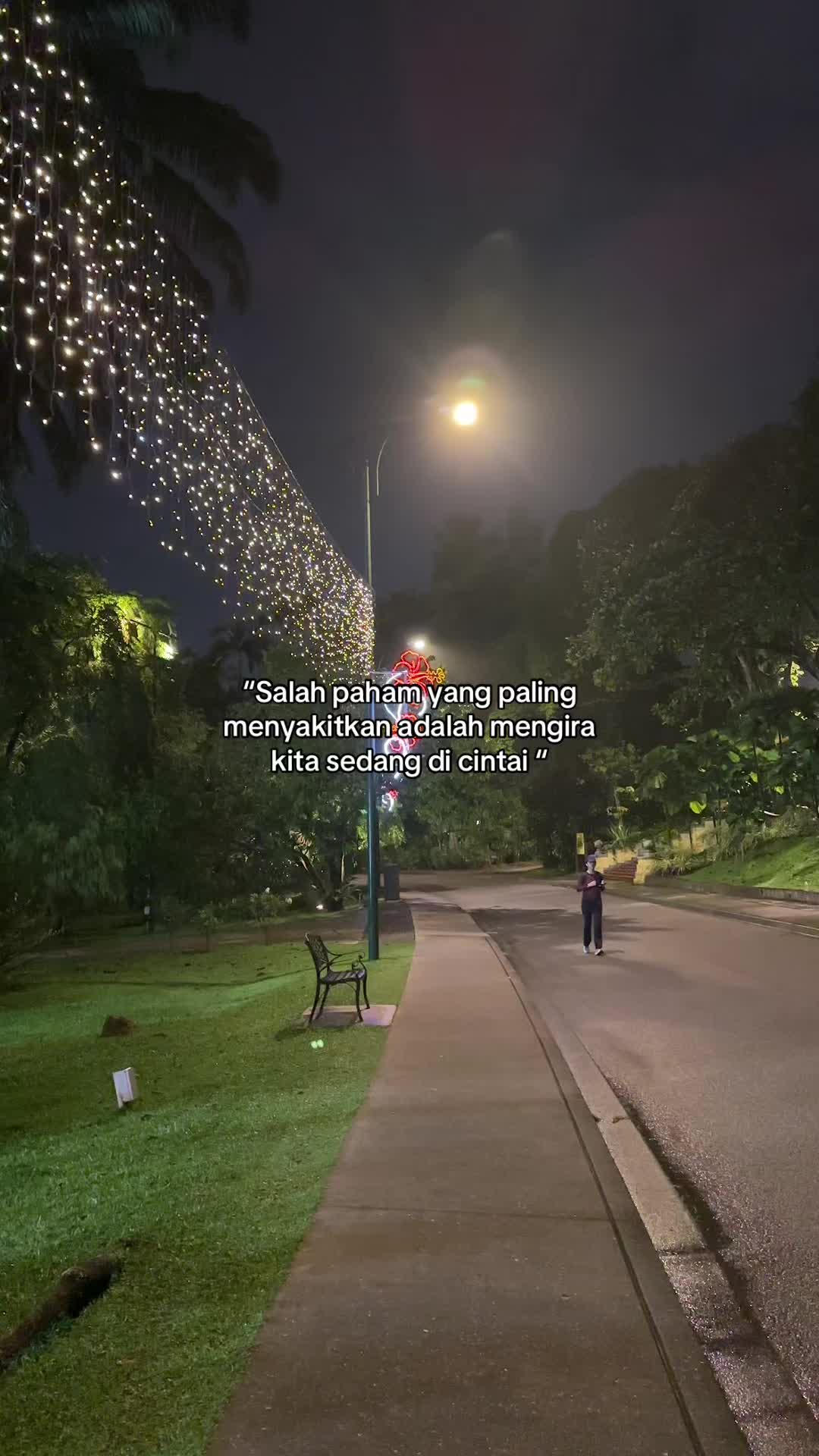 @𝘼𝙠𝙪 𝙥𝙪𝙩𝙧𝙖 :)