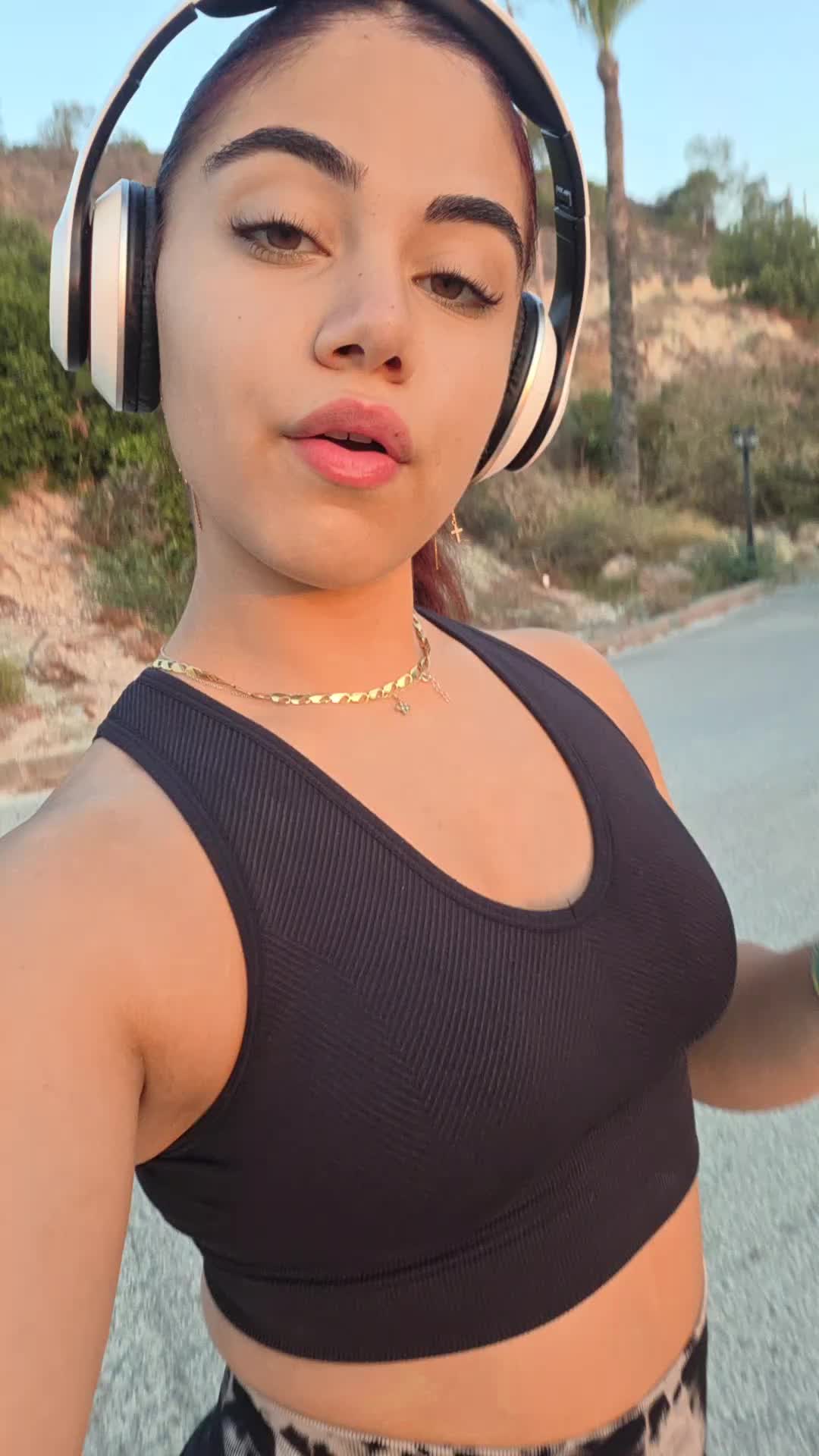@🌺