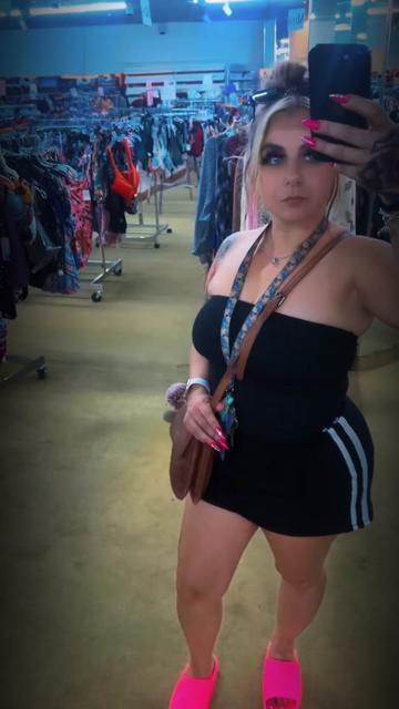 @Ladydestino