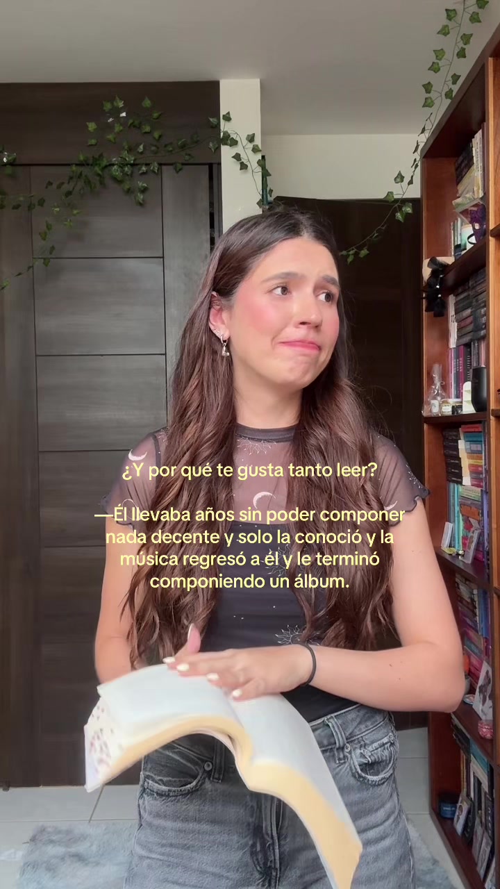 @Mariana Booker✨