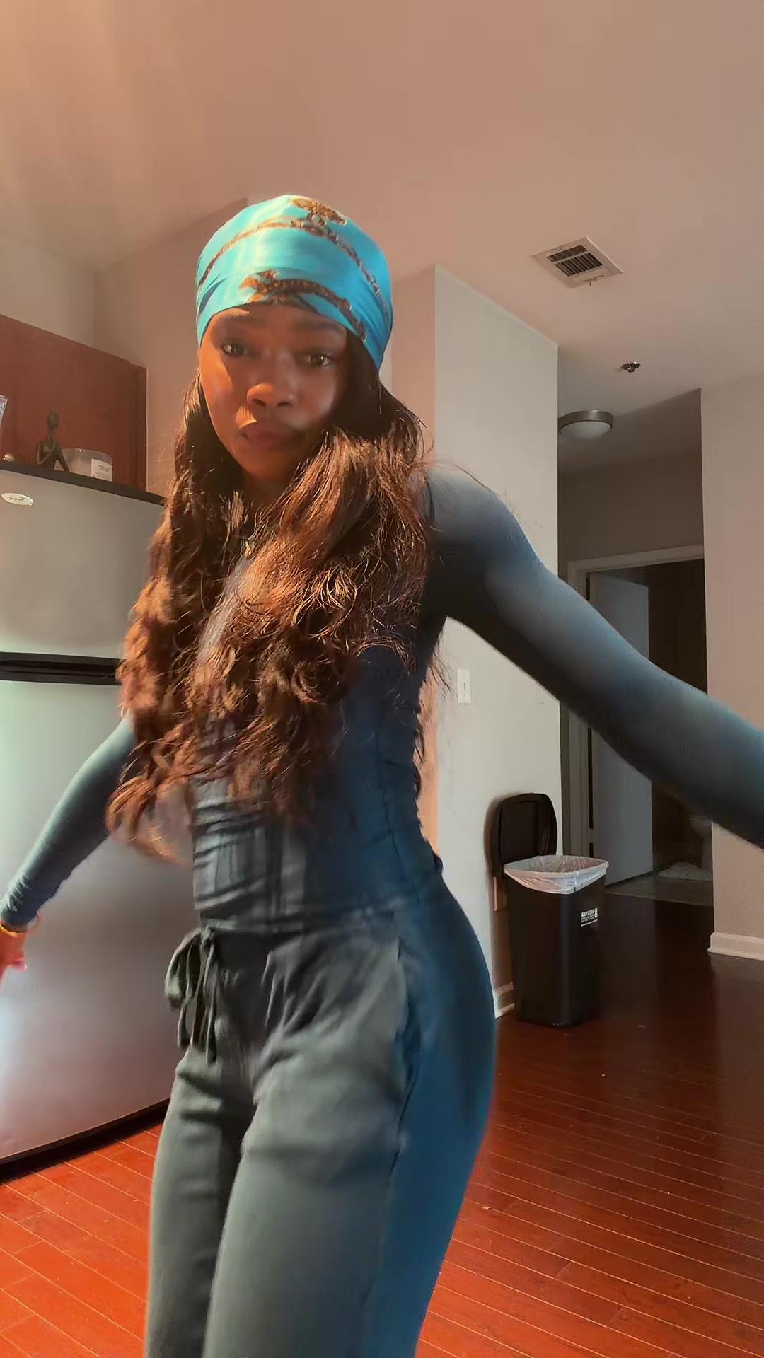 @AMOURJENNAE