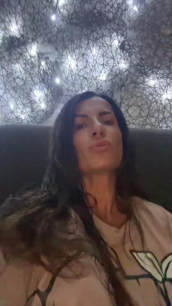 @Selvaggia