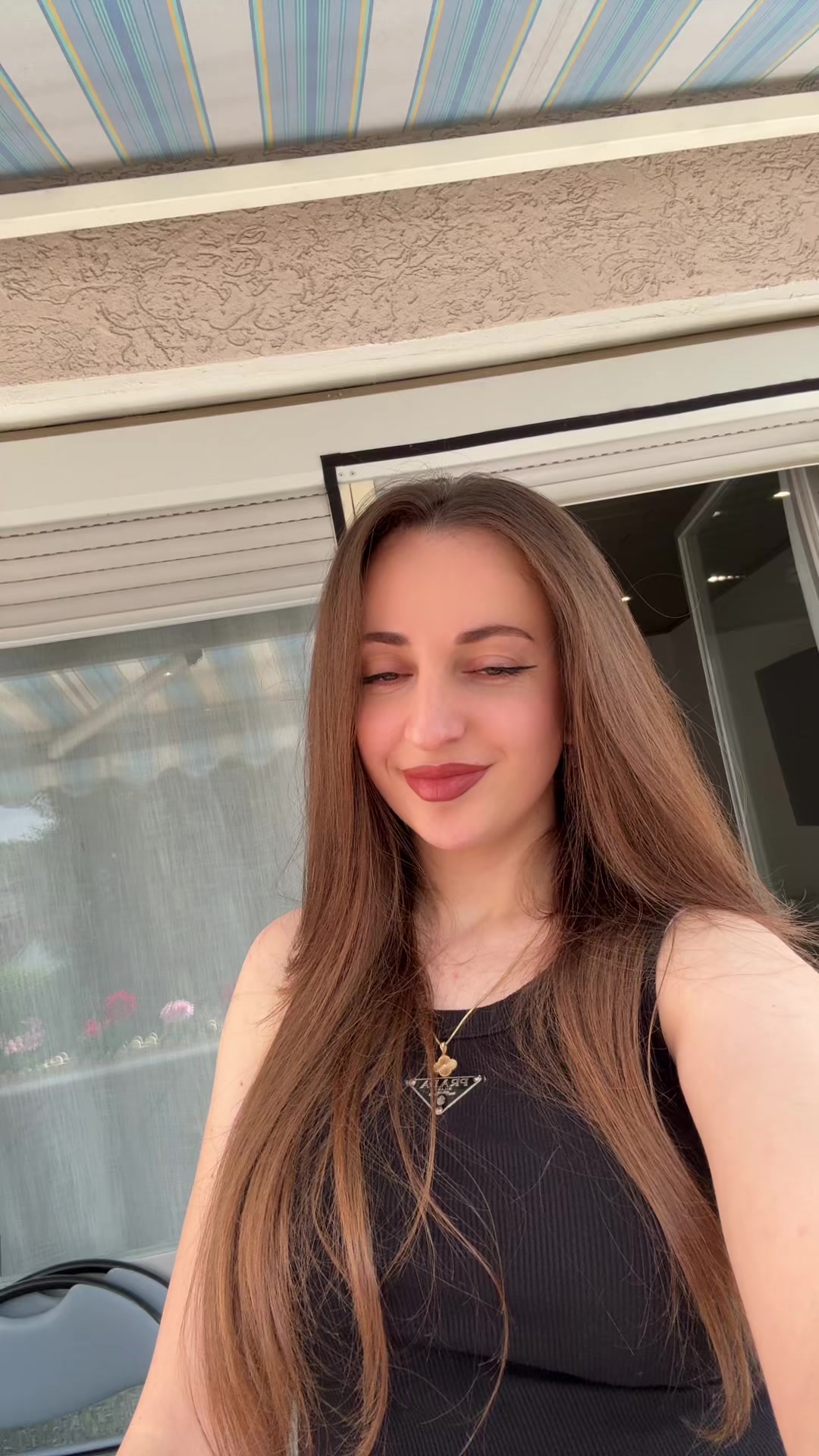 @Onna_Onna