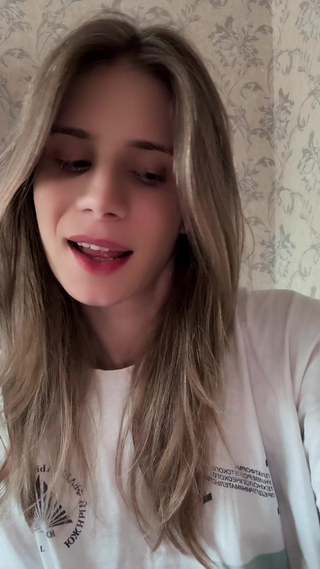 @Caroline_Grace