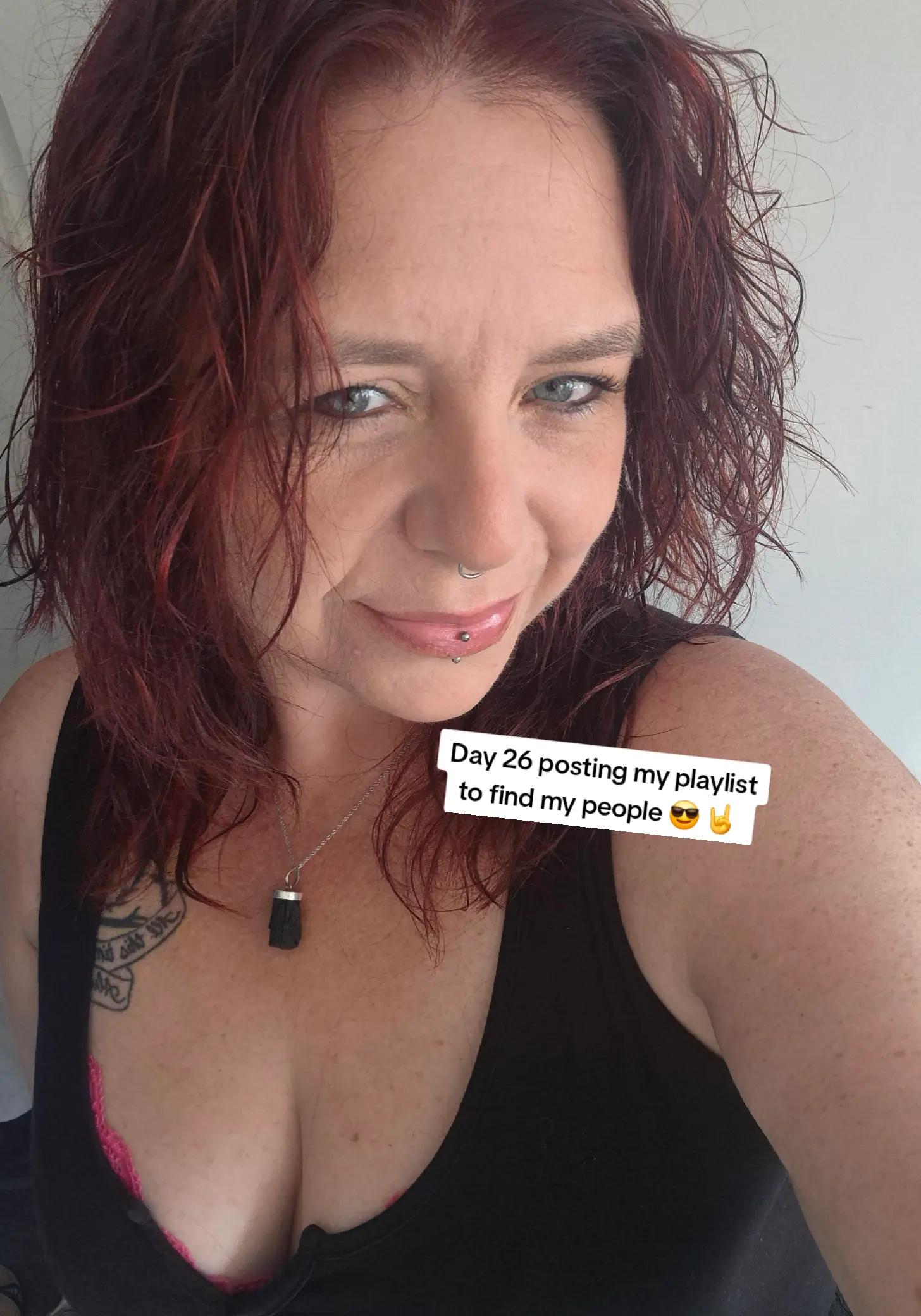 @#80sbaby90sgirl💜💜