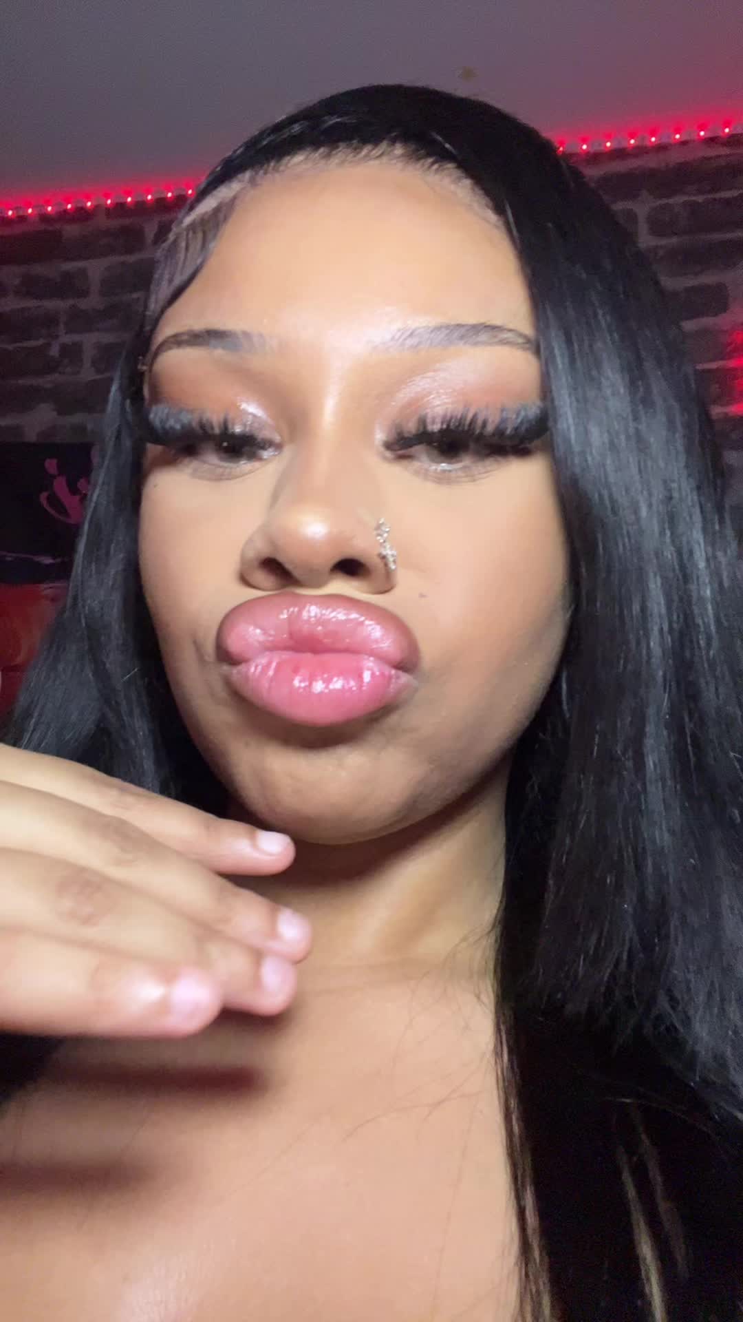 @Rhi