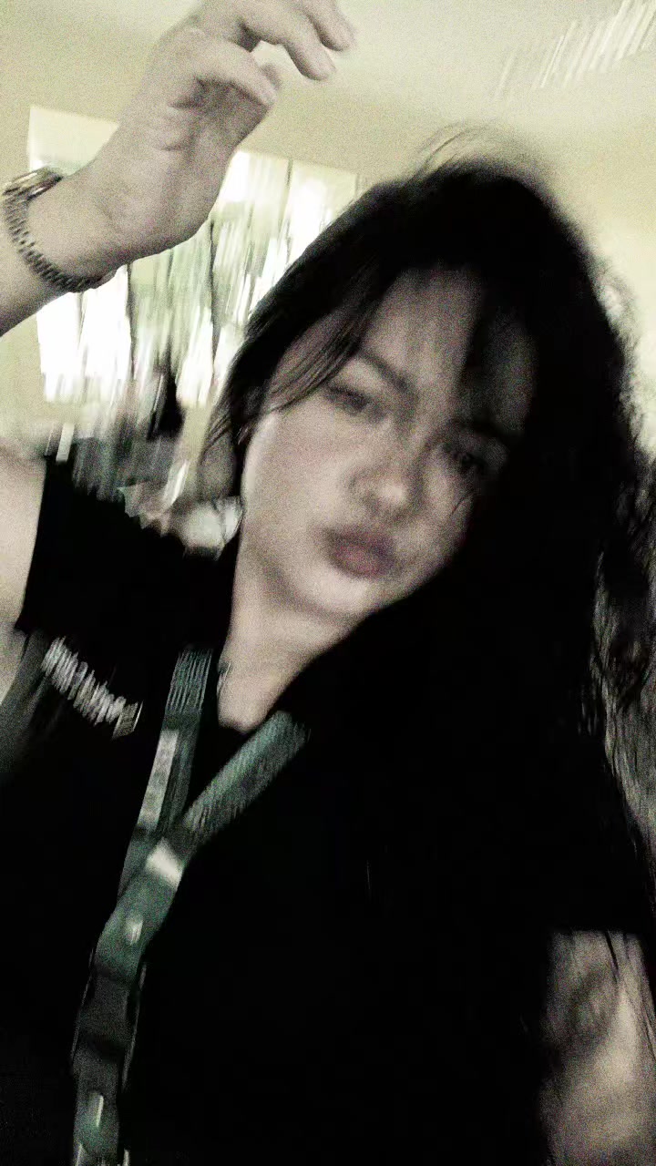 @agatha_1015