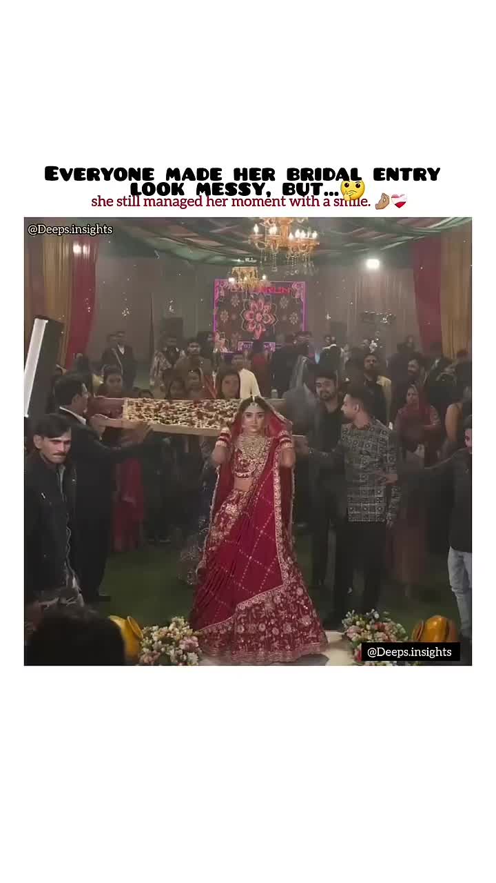 @@𝑩𝒐𝒍𝒍𝒚𝒘𝒐𝒐𝒅𝑬𝒓𝒂✨❤️