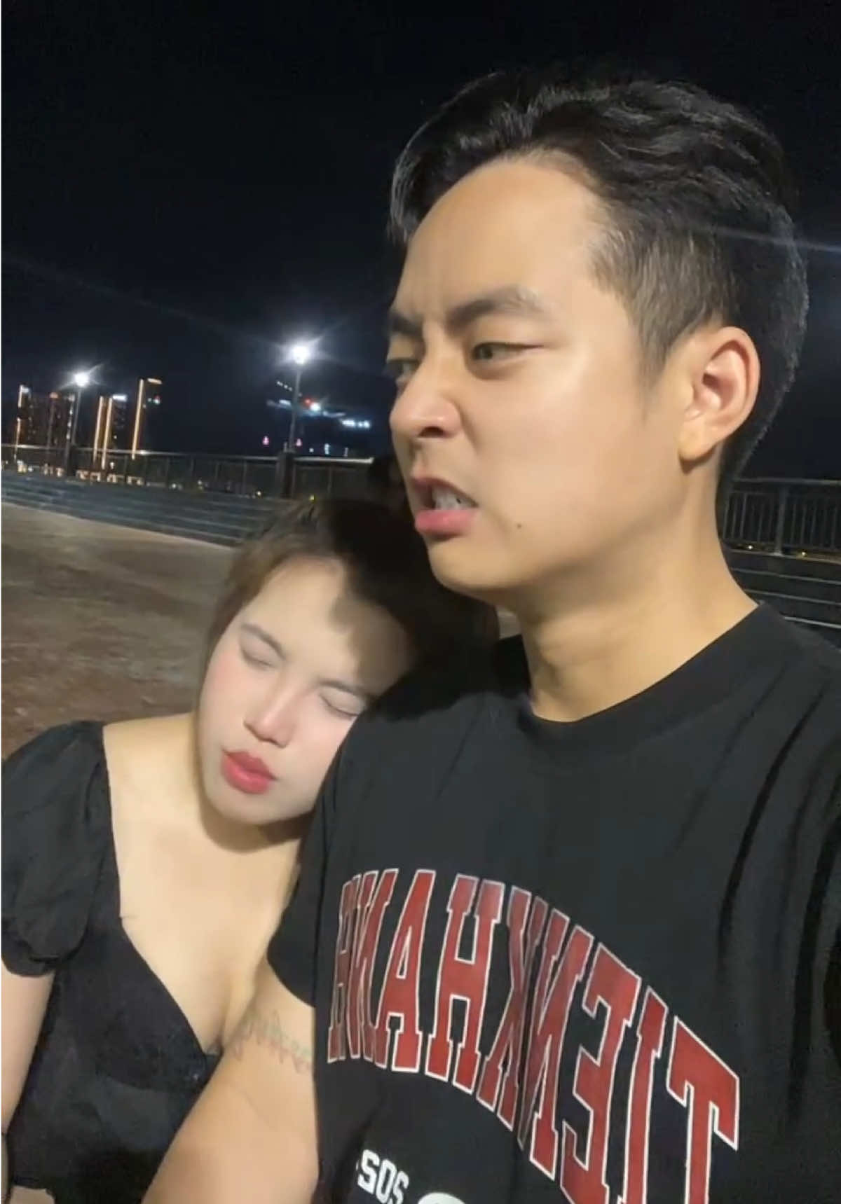 @Su v&agrave; Chu l&agrave; hai c&aacute;i lu