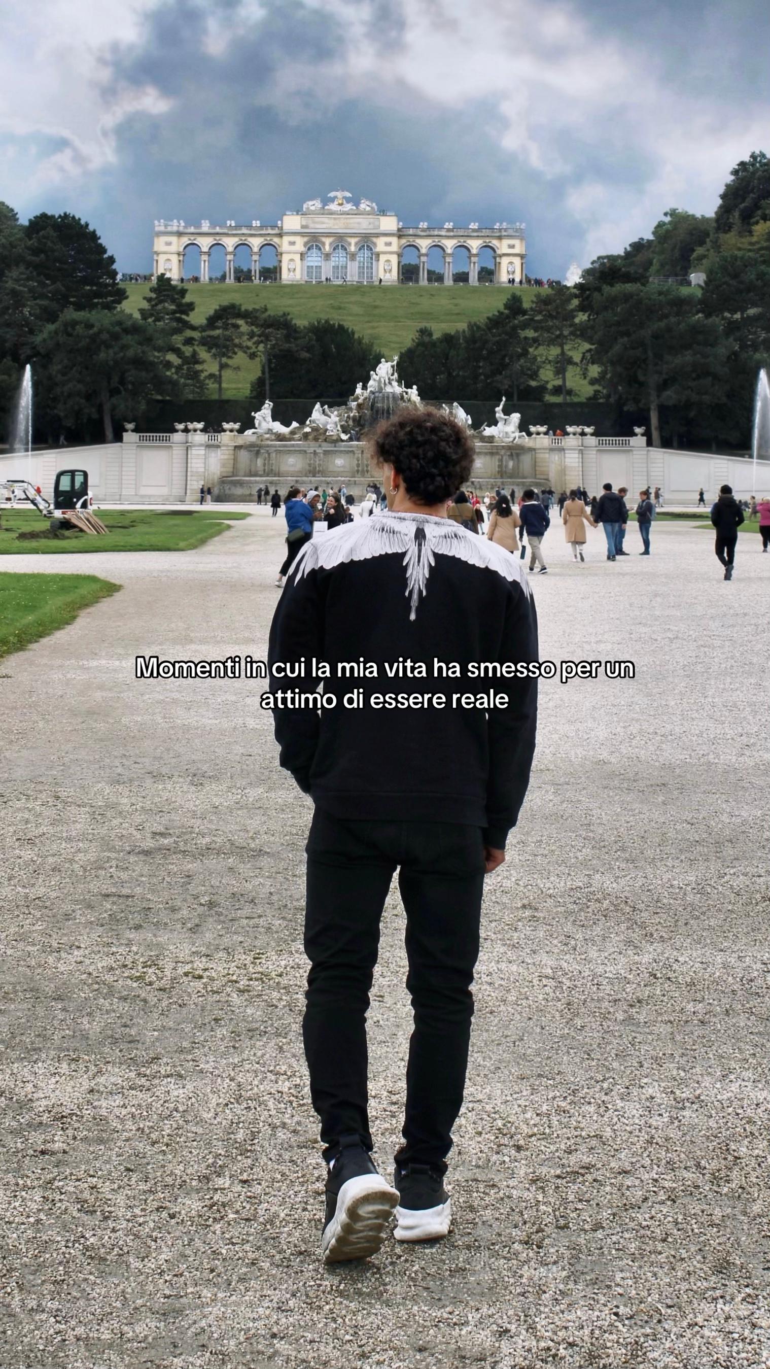 @Lore✈️🌍