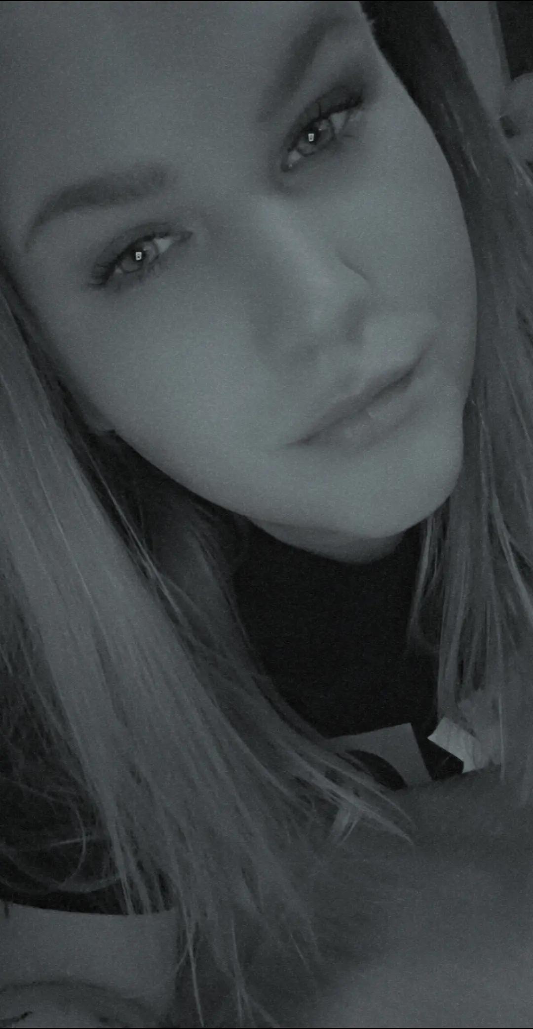 @❥ ..BackpfeifenErnaa.. ❥