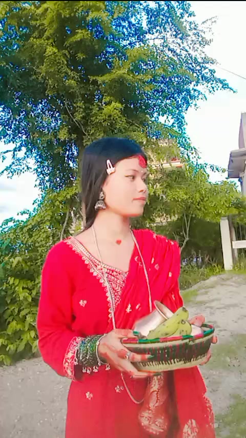 @❤️tharuniya❤️
