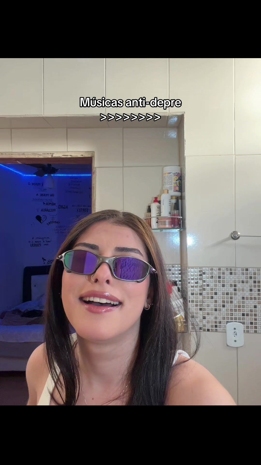 @Eu_Mell🐝🍯