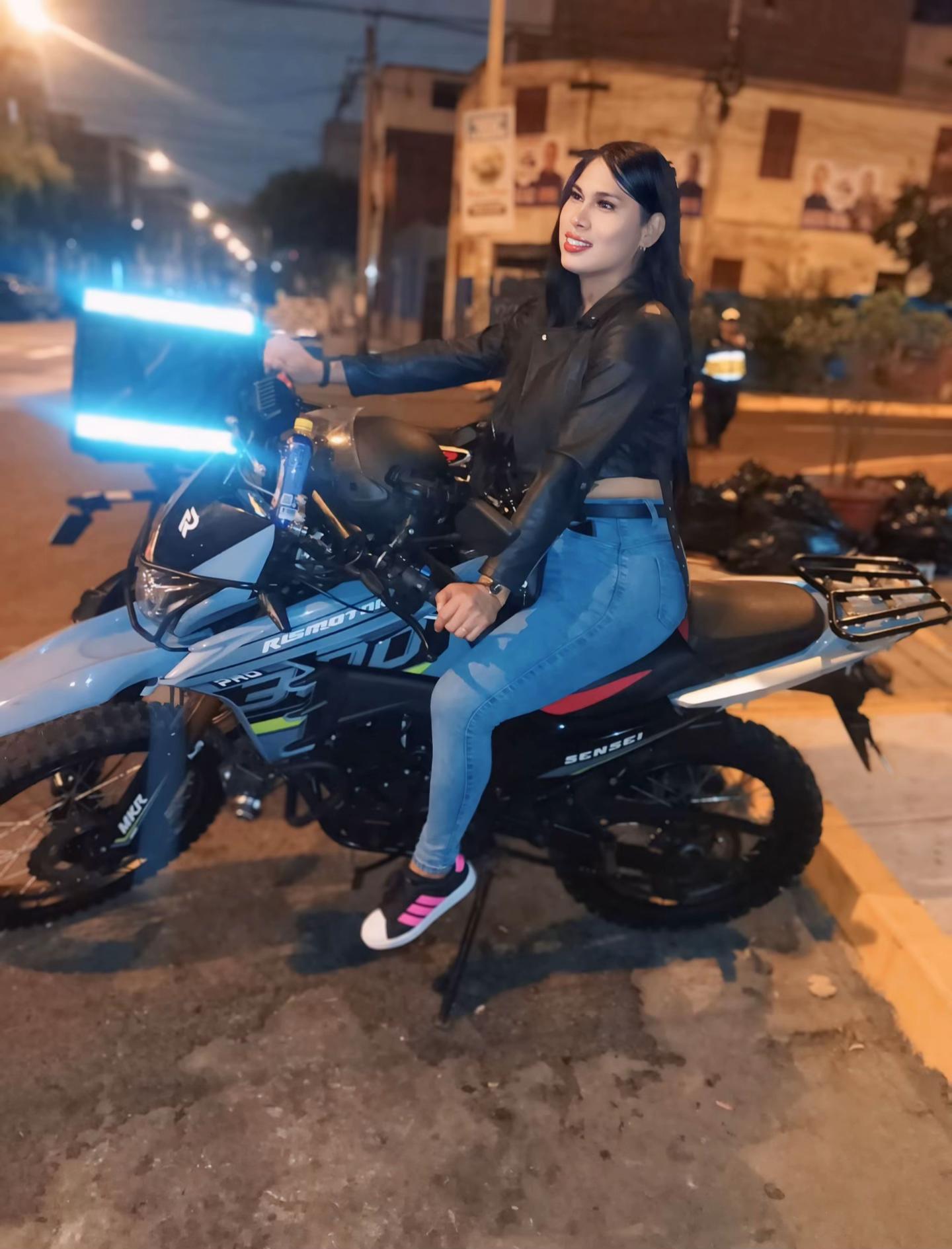 @Andrea Ferreyra Del &Aacute;guila