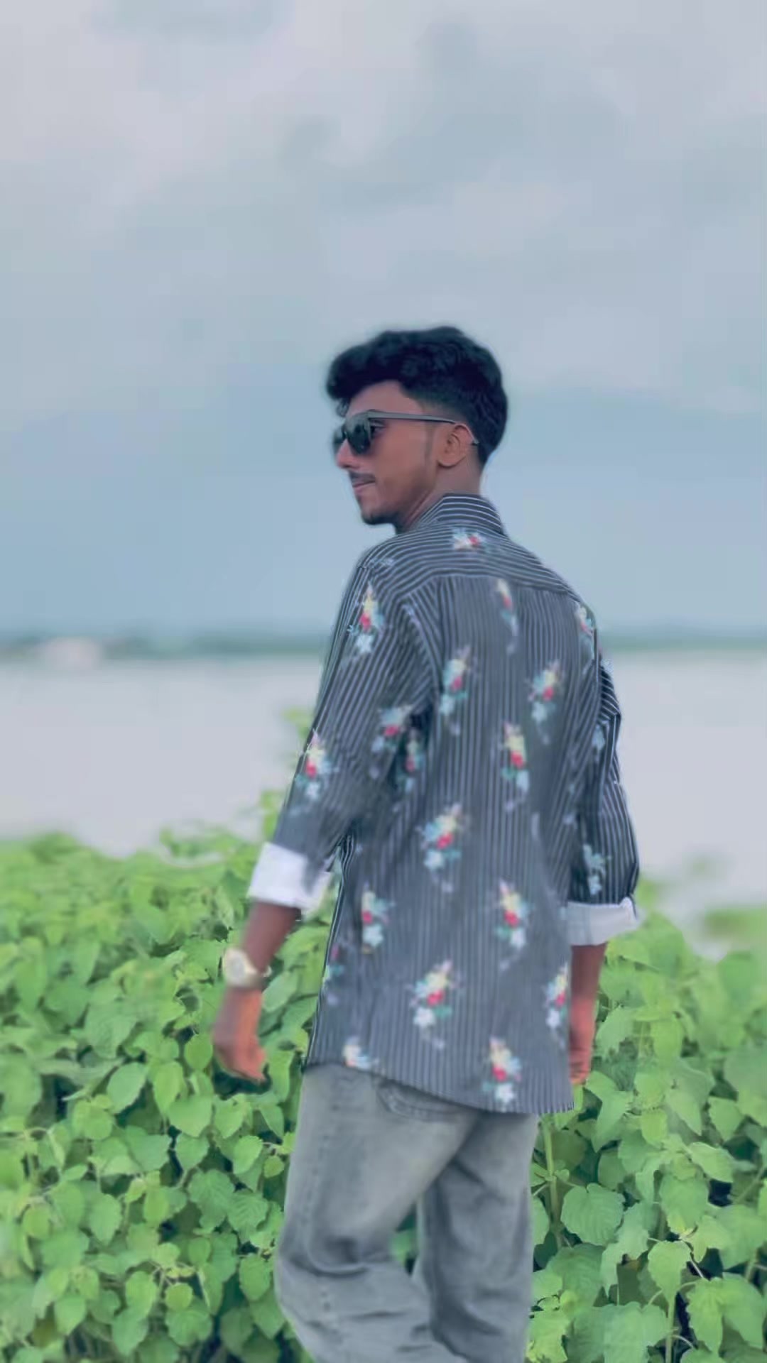 @👑 niyamot👑