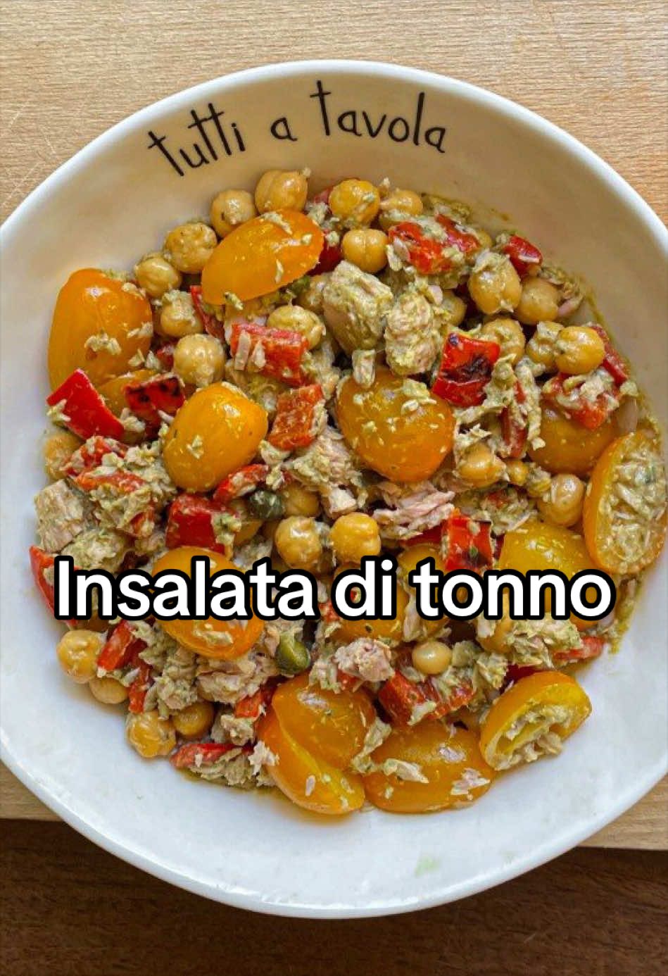 @MoltoFood