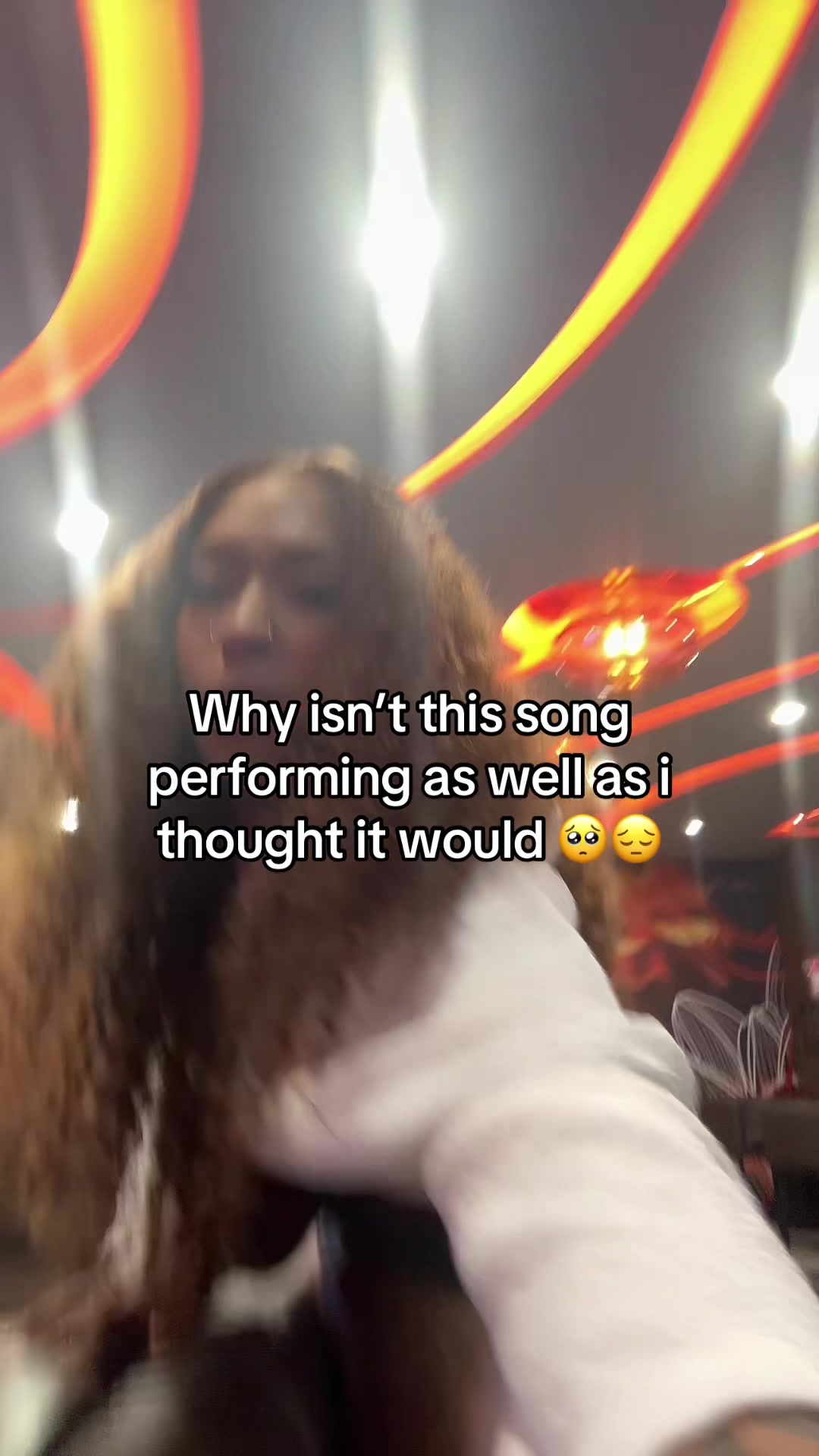 @QUI