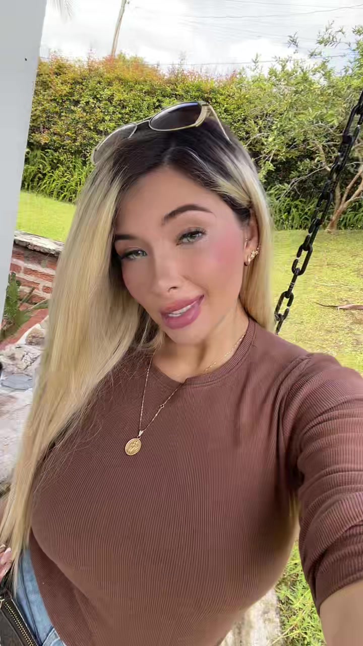 @Mariia Abad