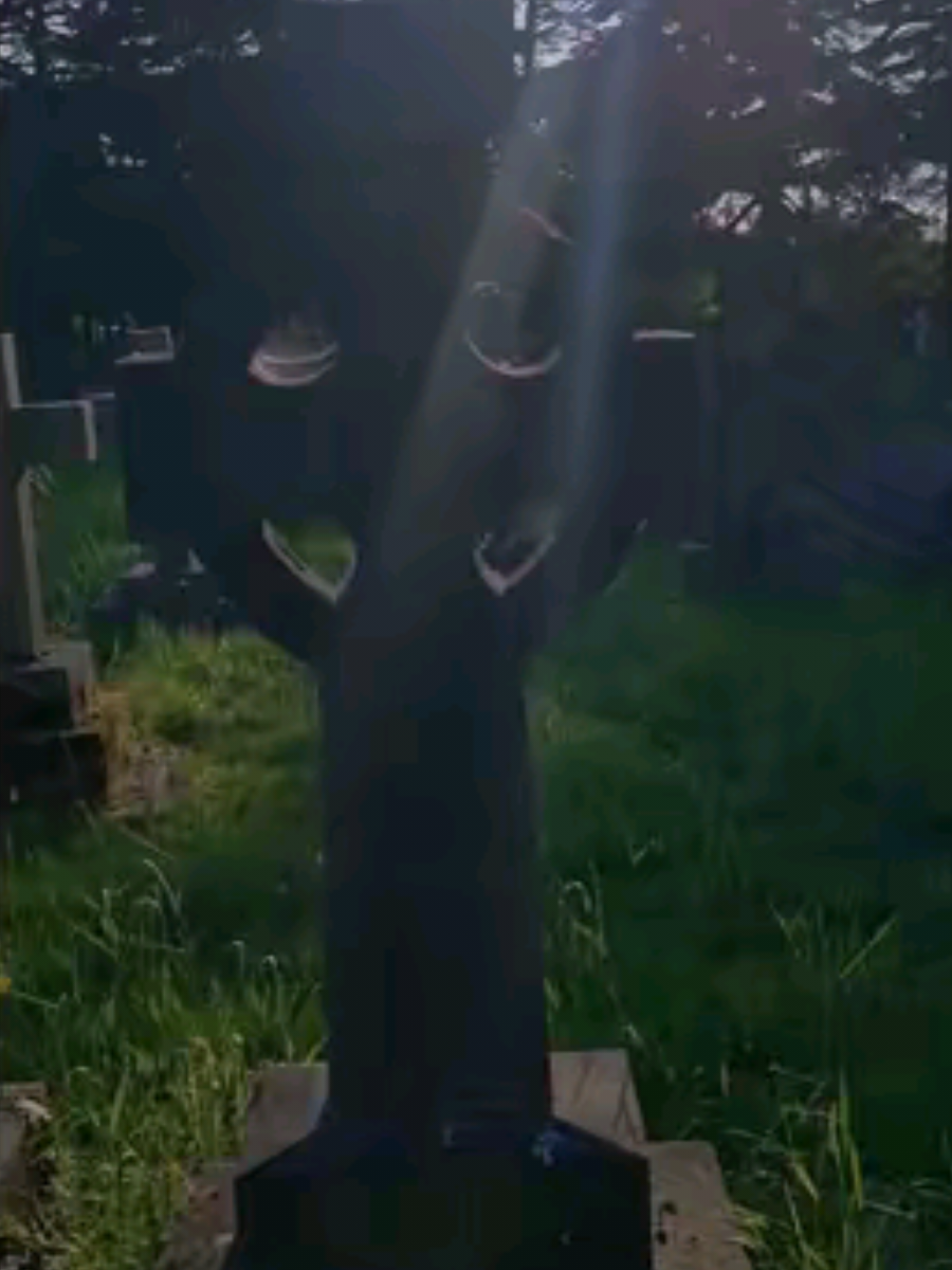 @graveyardgates_