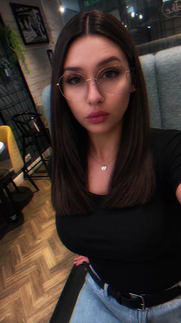 @★ 🎀𝓥𝓪𝓷𝔂🎀 ★