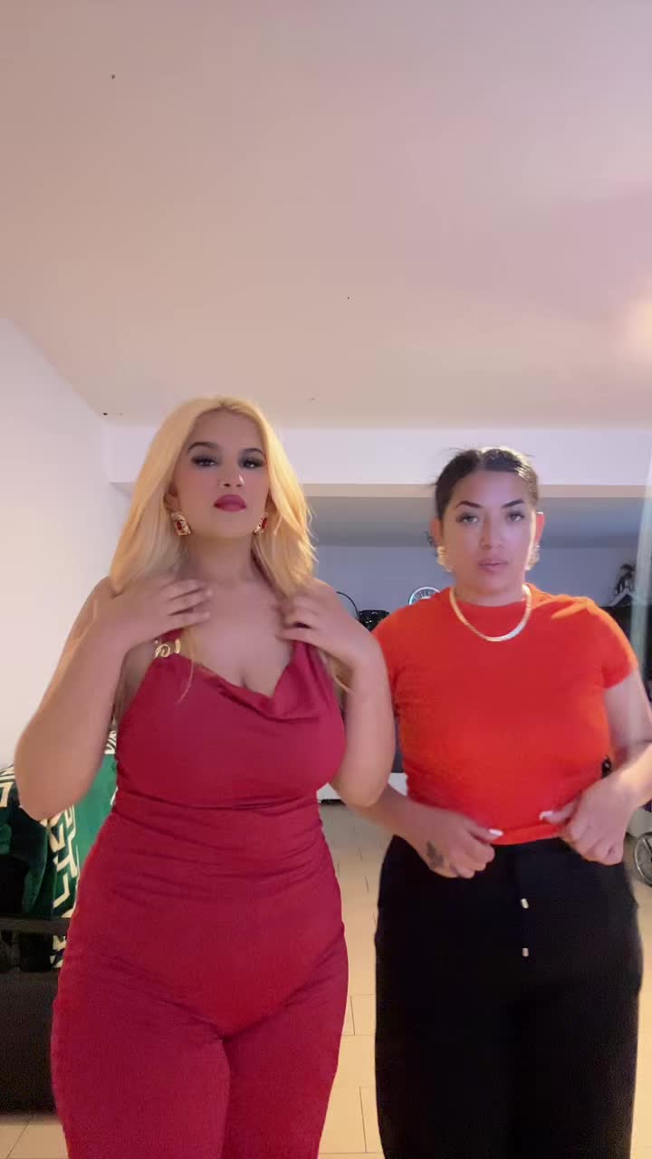 @Emily Dior