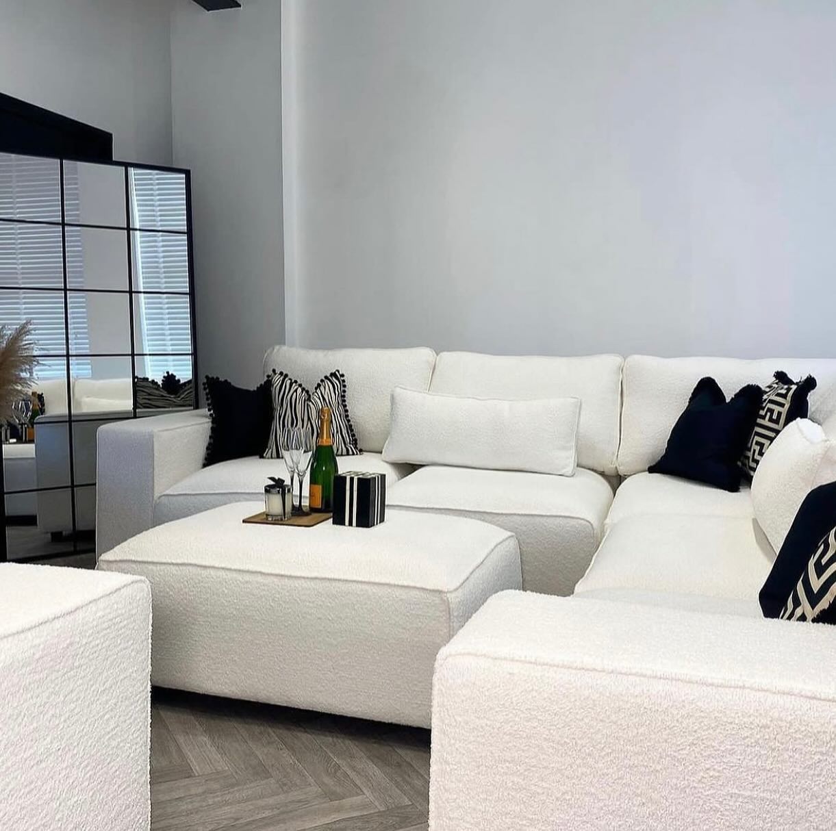 @Furniture Hub Uk