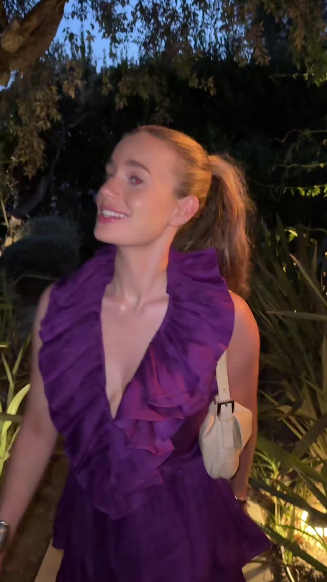 @Esos