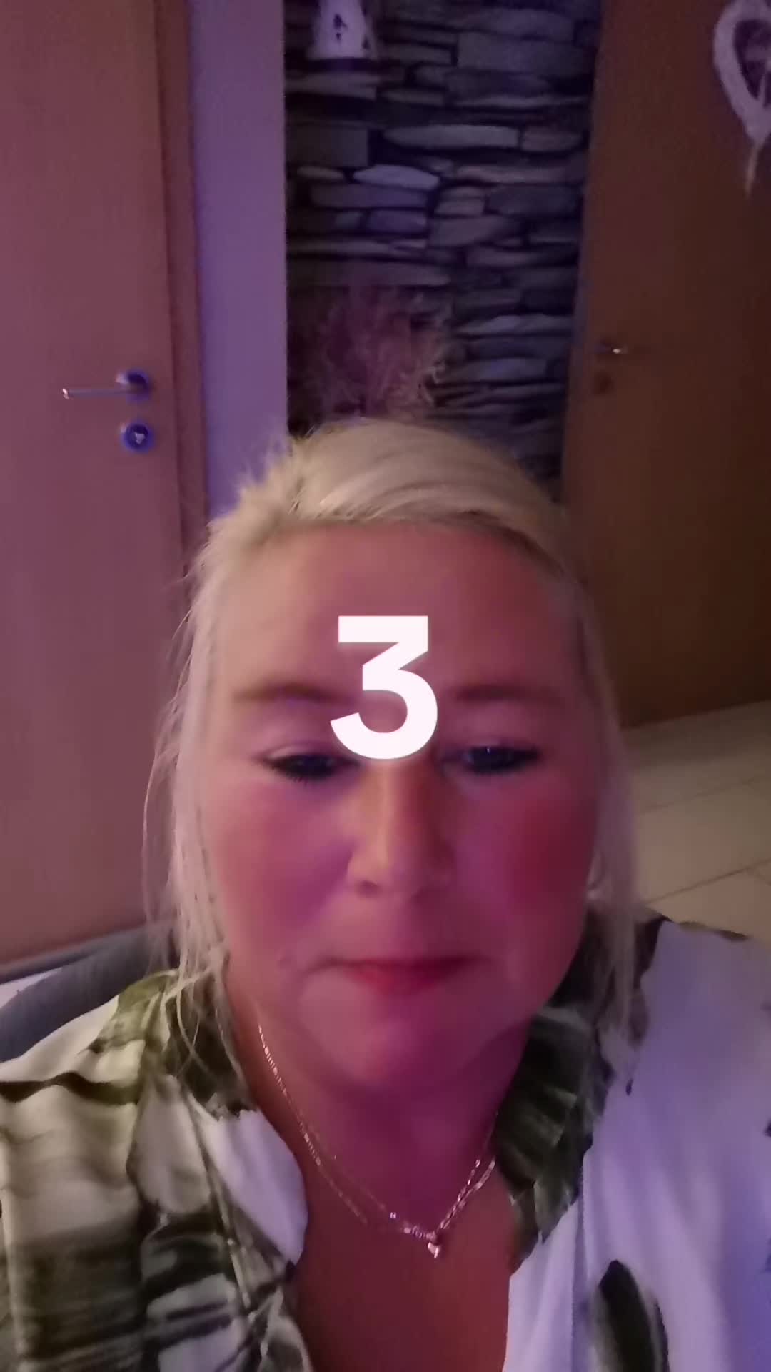 @Moniczka2323🇵🇱🇩🇪