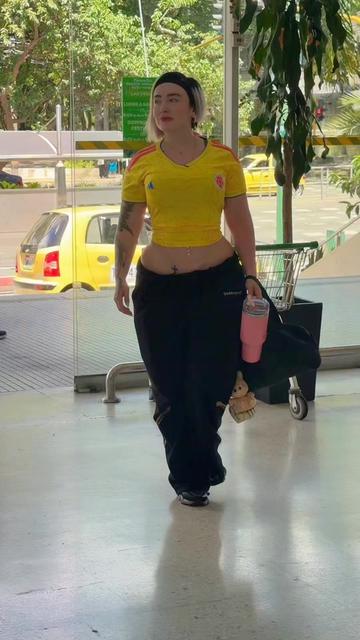 @Ver&oacute;nica